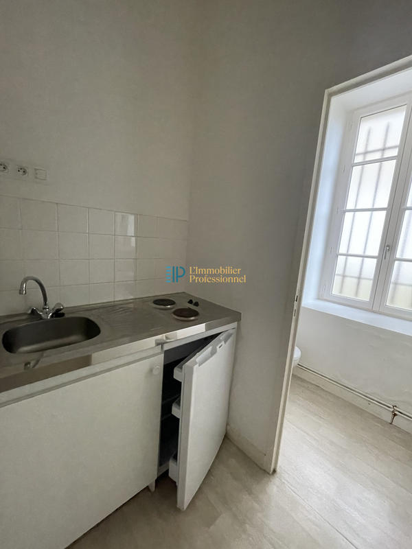 Bureau - 110 m² - 7 pièces