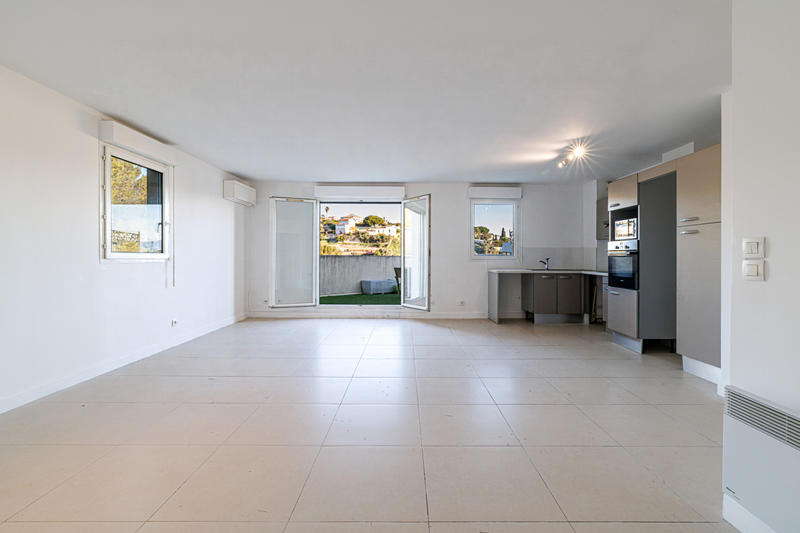 Appartement - 81 m² - 4 pièces