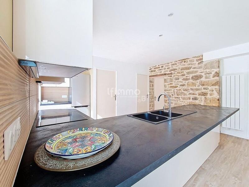 Appartement - 85 m² - 3 pièces