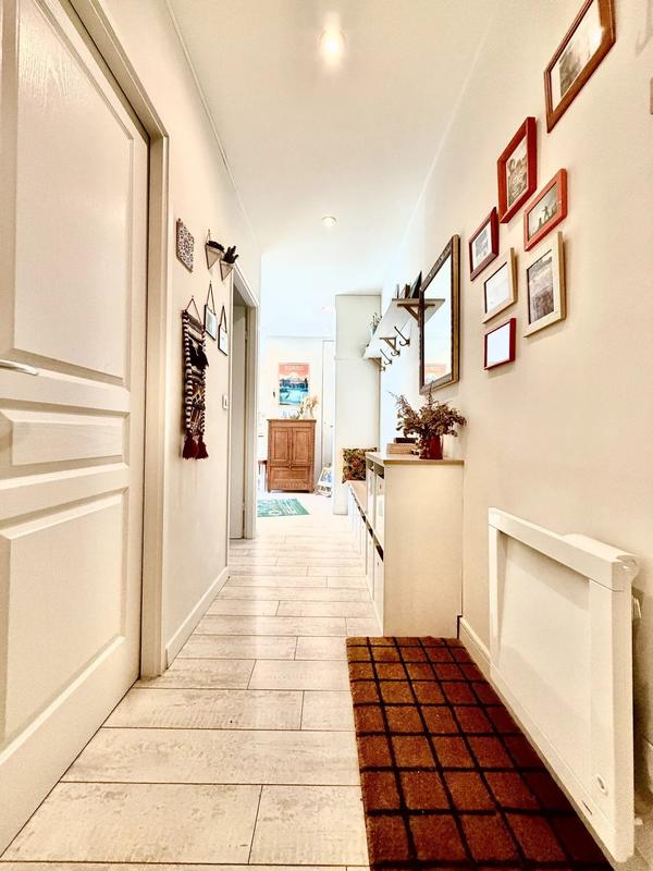 Appartement - 90 m² - 3 pièces