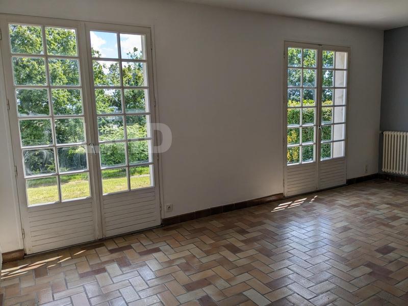 Maison traditionnelle - 115 m² - 6 pièces