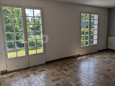 Maison traditionnelle - 115 m² - 6 pièces