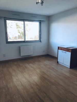 Studio - 25 m² - 1 pièce