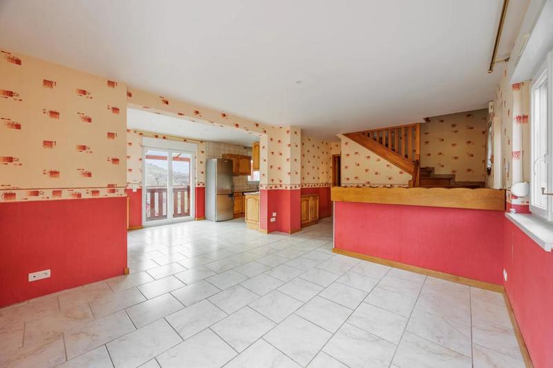 Maison - 200 m² - 5 pièces