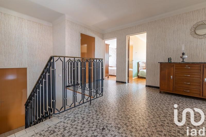 Maison - 167 m² - 8 pièces