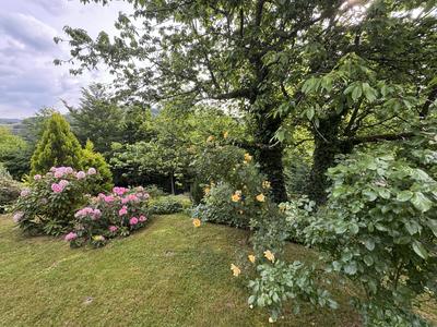 Pavillon - 145 m² - 7 pièces