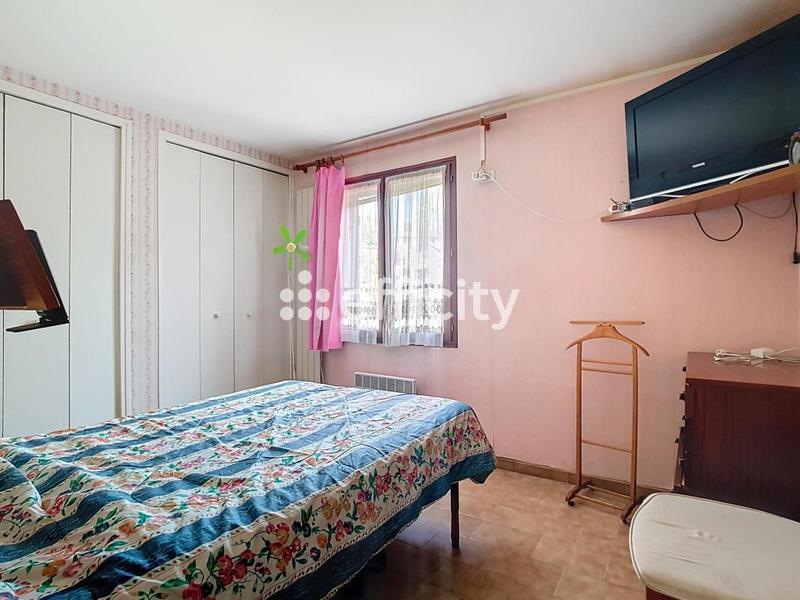 Maison - 186 m² - 8 pièces