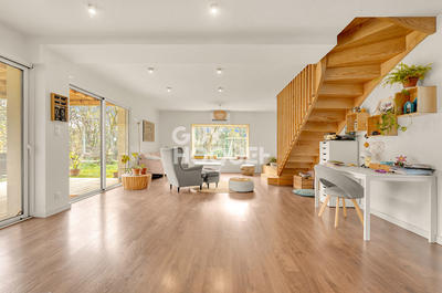 Maison - 145 m² - 5 pièces