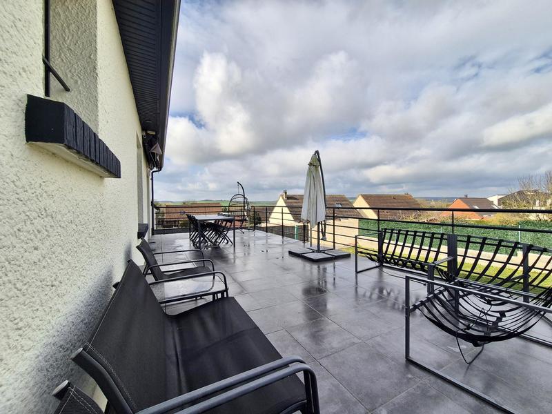 Pavillon - 98 m² - 4 pièces