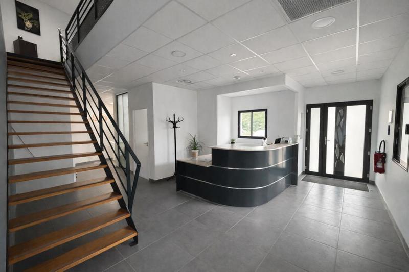 Bureau - 270 m²