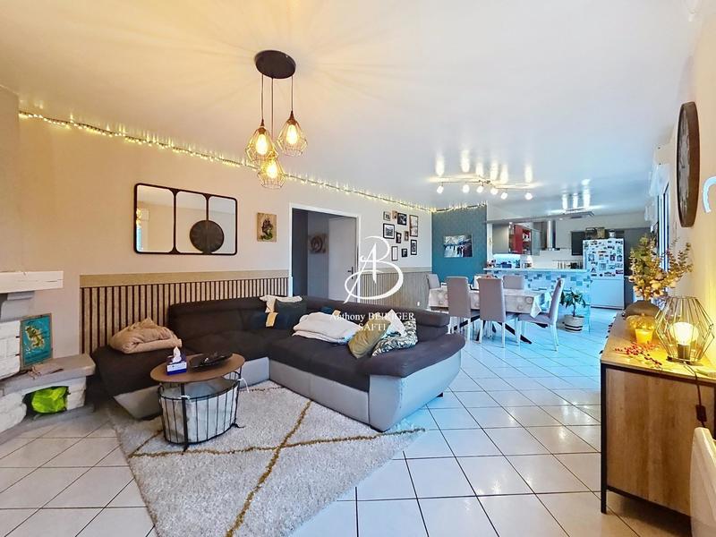 Maison - 102 m² - 5 pièces