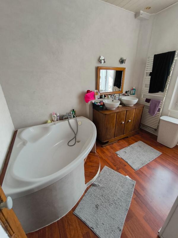 Maison de ville - 130 m² - 5 pièces