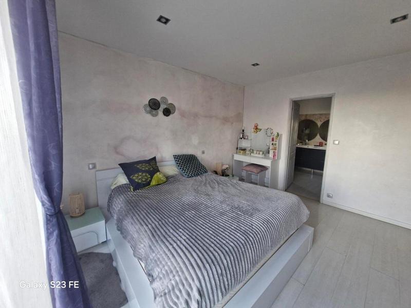 Maison - 190 m² - 7 pièces