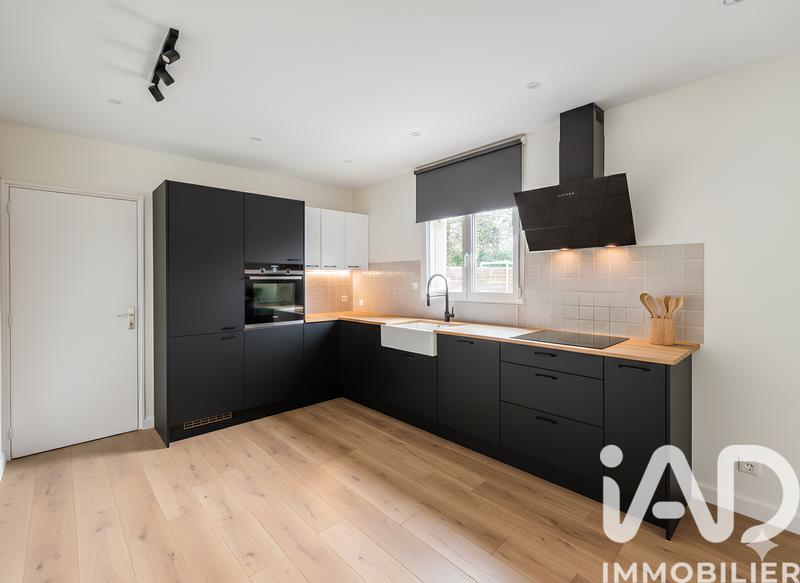 Maison - 110 m² - 6 pièces