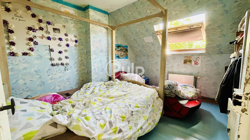 Maison - 95 m² - 5 pièces