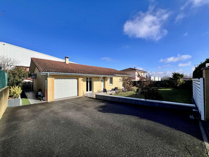 Maison - 102 m² - 5 pièces