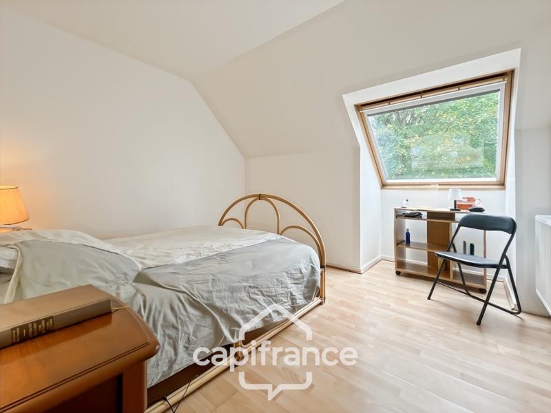 Maison - 177 m² - 7 pièces