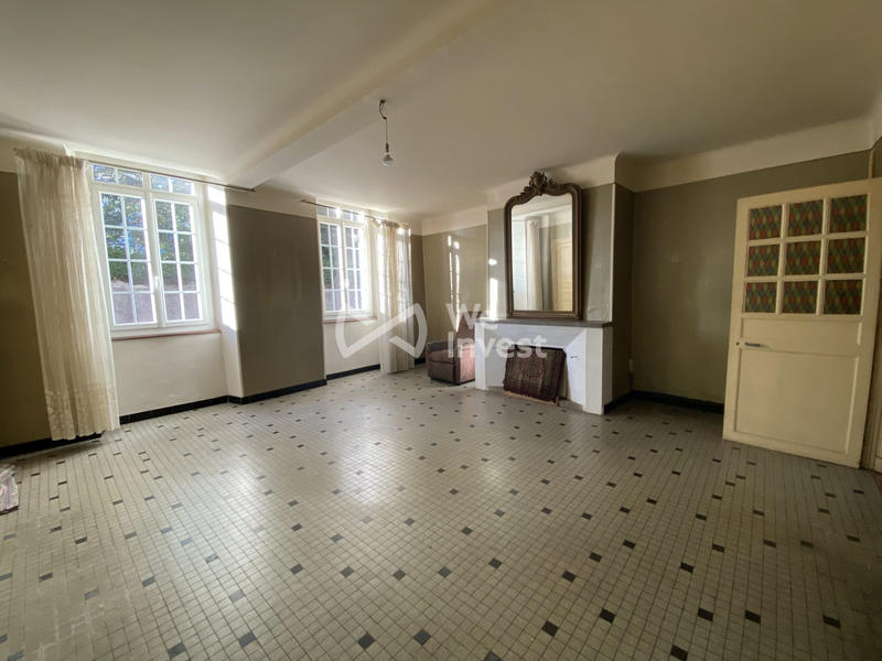 Appartement - 172 m² - 6 pièces