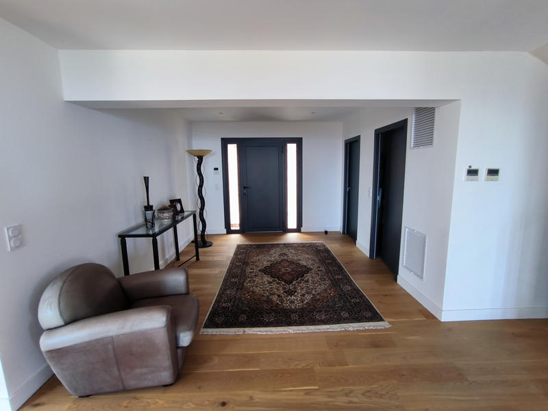 Villa - 400 m² - 4 pièces