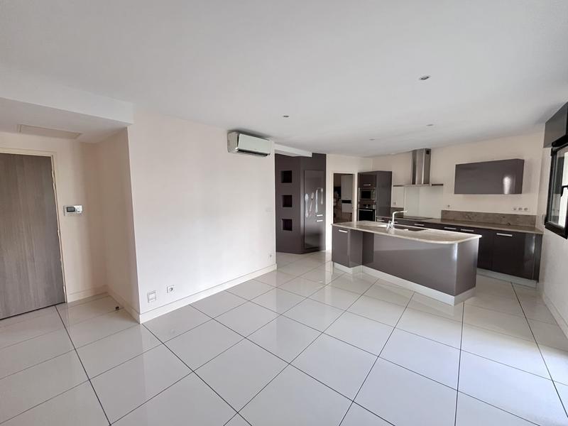 Appartement - 124 m² - 5 pièces