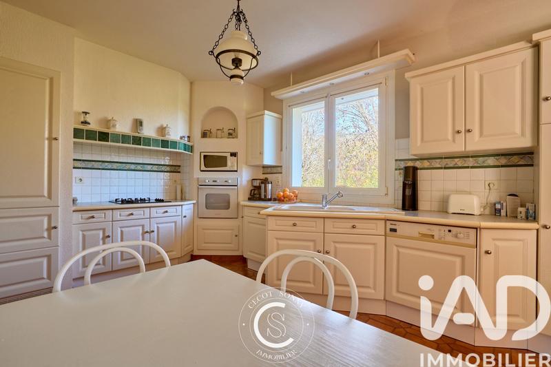 Maison - 122 m² - 4 pièces