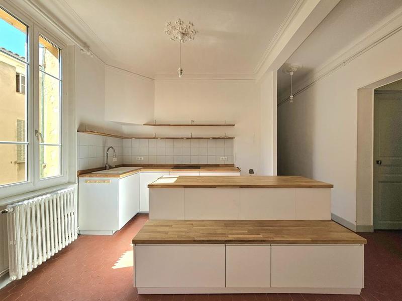 Appartement - 67 m² - 3 pièces