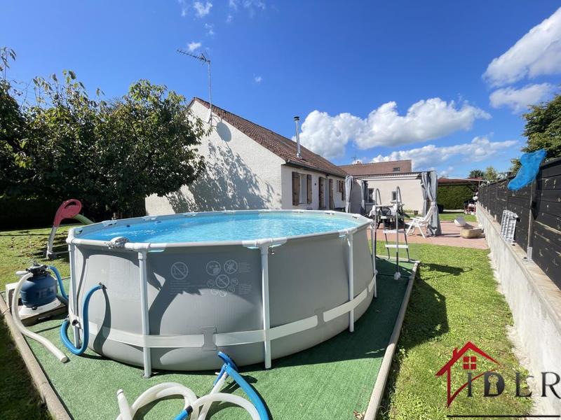 Maison - 111 m² - 7 pièces