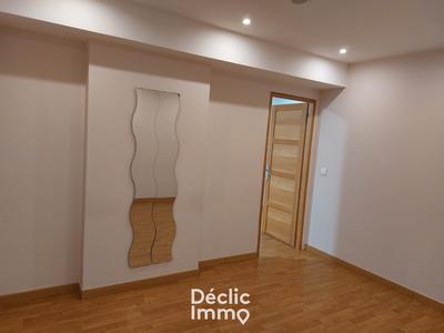 Local d'activités - 168 m² - 5 pièces