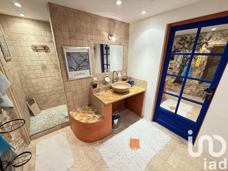 Maison - 170 m² - 9 pièces