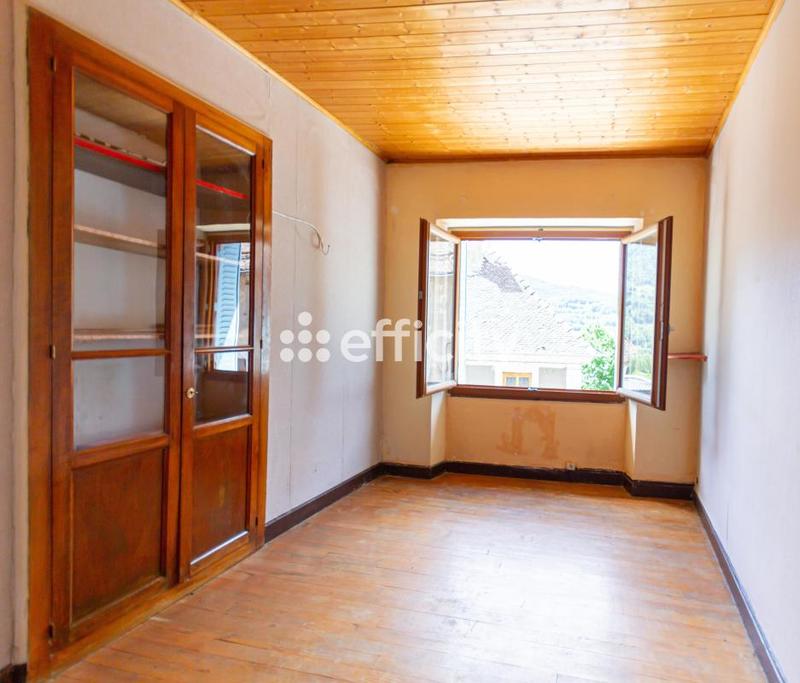 Maison - 65 m² - 4 pièces