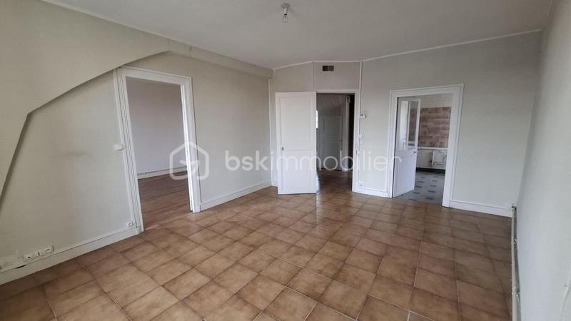 Immeuble - 205 m² - 8 pièces