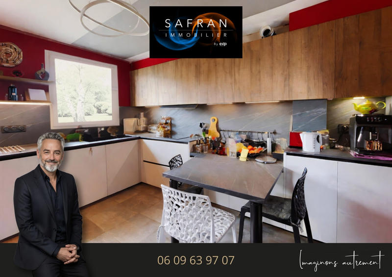 Maison - 150 m² - 10 pièces