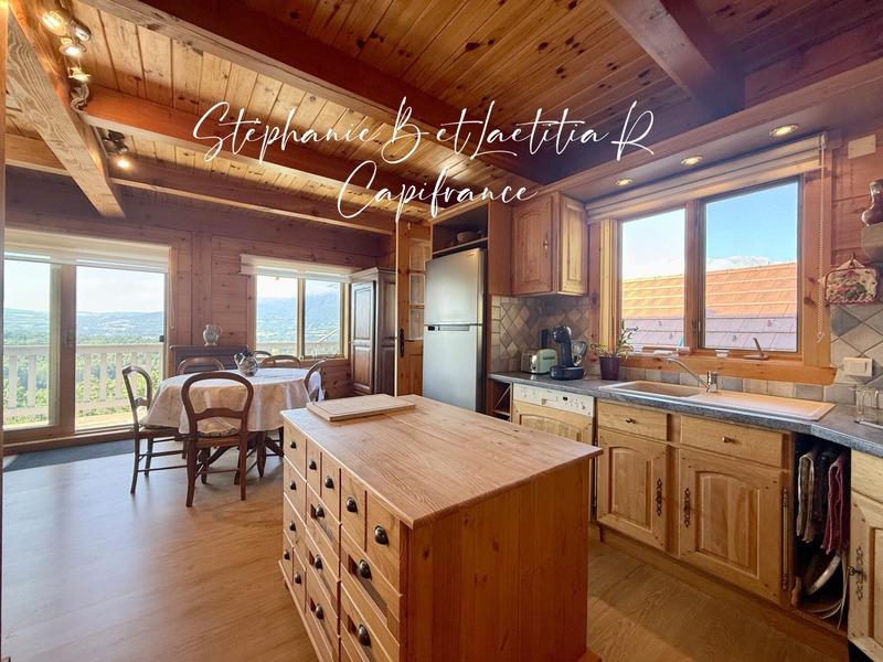 Propriété - 178 m² - 7 pièces