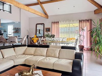 Maison - 139 m² - 5 pièces