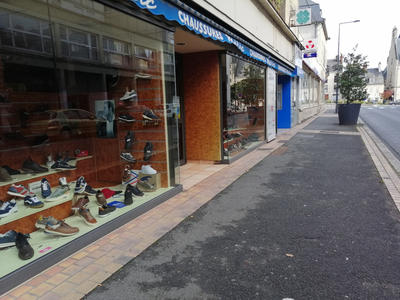 Local commercial - 256 m²