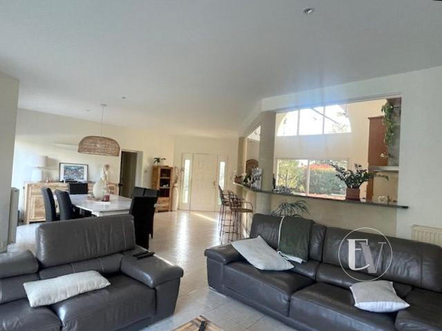 Villa - 170 m² - 6 pièces