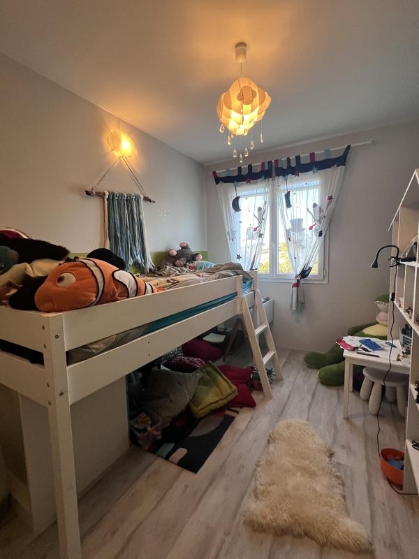 Maison - 137 m² - 5 pièces