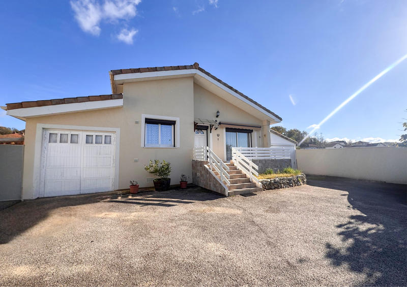 Maison - 82 m² - 4 pièces