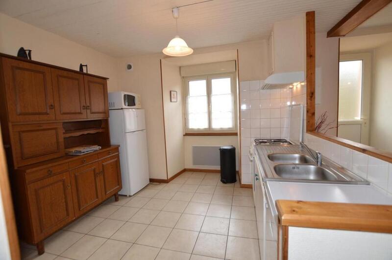 Maison - 203 m² - 9 pièces