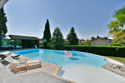 Maison - 186 m² - 7 pièces