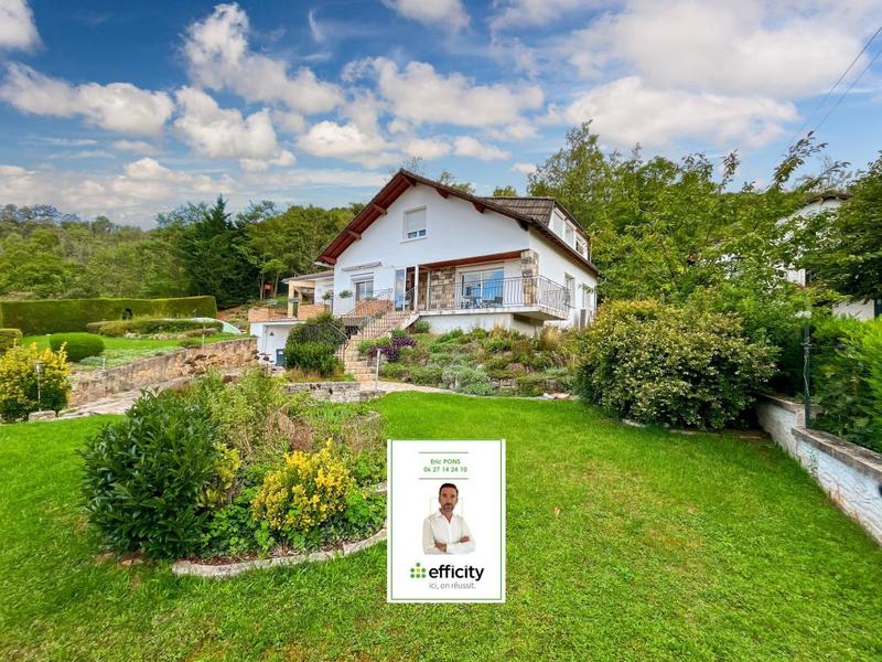 Villa - 206 m² - 9 pièces