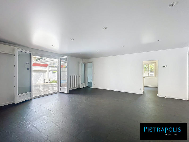 Maison - 162 m² - 6 pièces