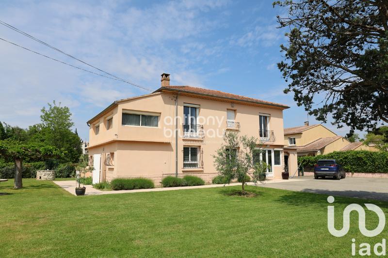 Maison - 220 m² - 9 pièces