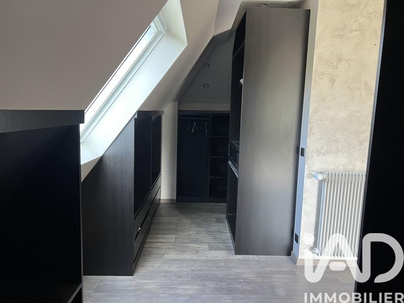 Maison - 183 m² - 9 pièces