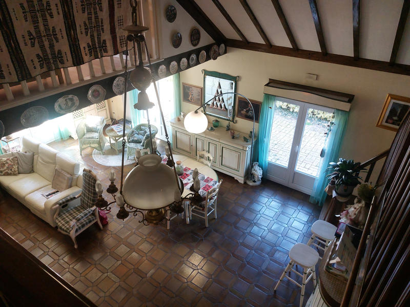 Maison - 140 m² - 6 pièces