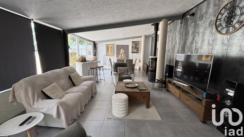 Maison - 206 m² - 9 pièces