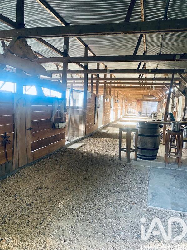 Maison - 181 m² - 8 pièces