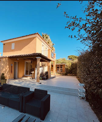 Villa - 85 m² - 4 pièces