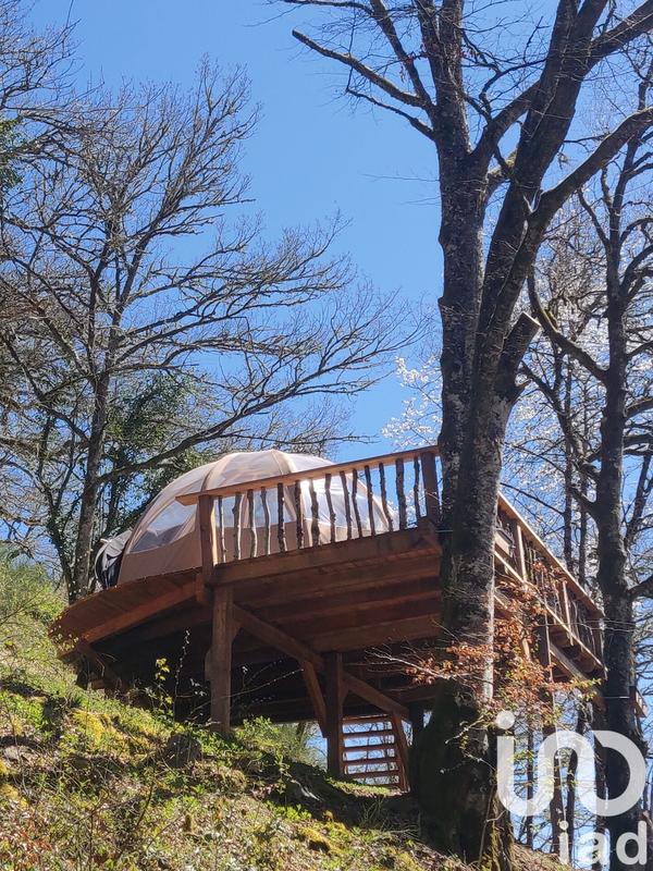 Maison - 200 m² - 10 pièces