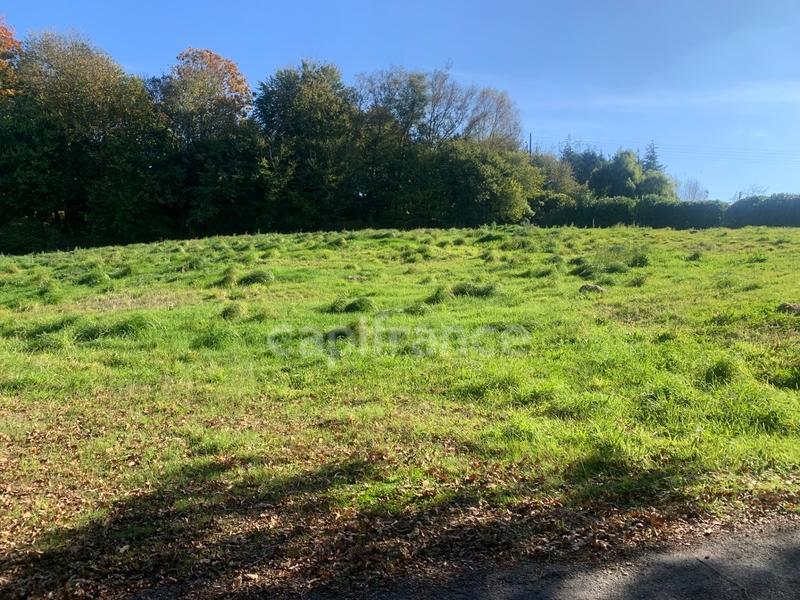 Terrain constructible - 830 m²